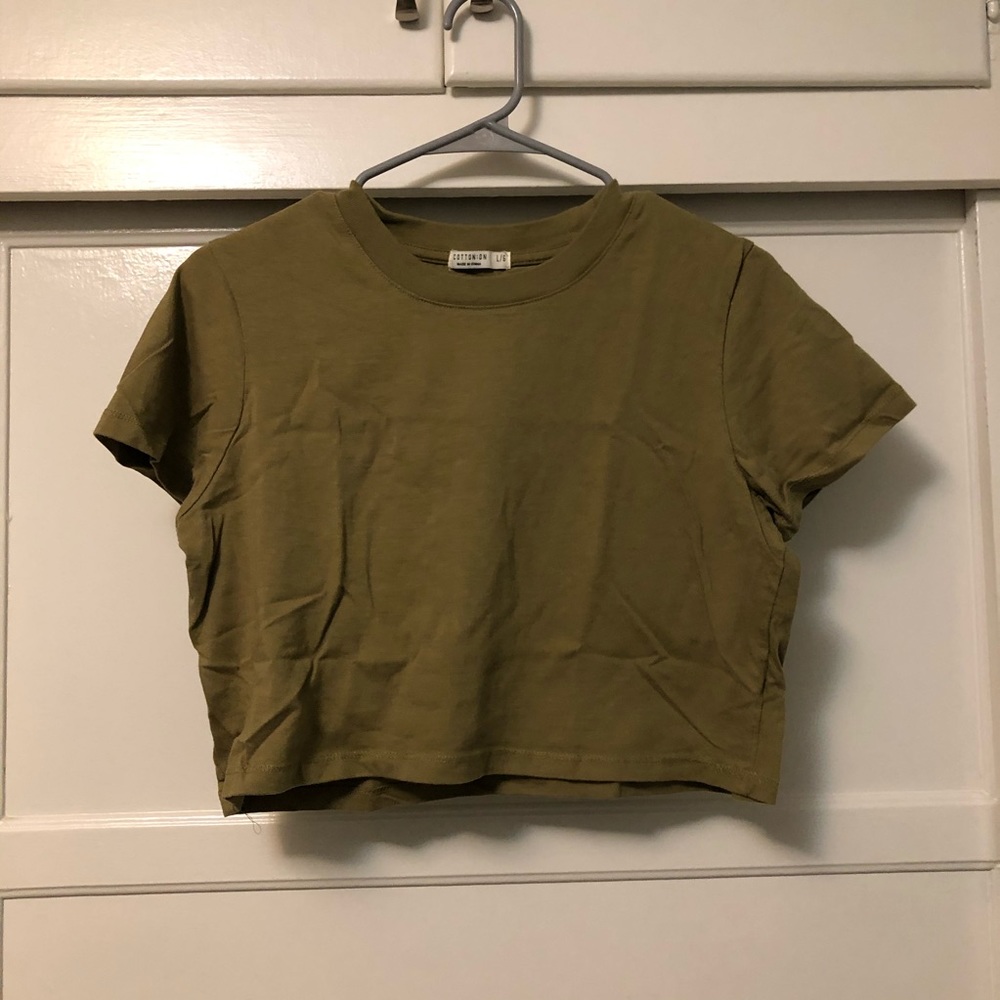 Green Cropped T-shirt